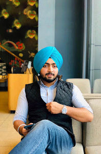 Meet your Posher, Karan